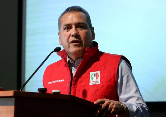 Versión de la entrevista al Lic. Manlio Fabio Beltrones