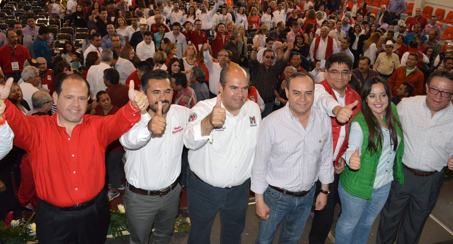 Toman protesta candidatos a diputados locales por los distritos 15 y 16 del PRI.