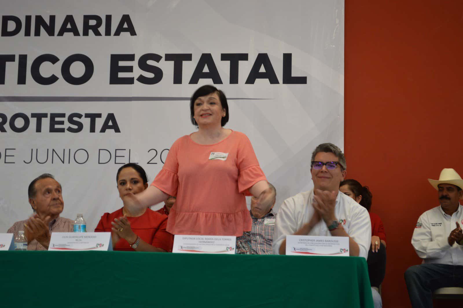 No busquemos vendettas entre priistas, les imploro unidad: Isela Torres
