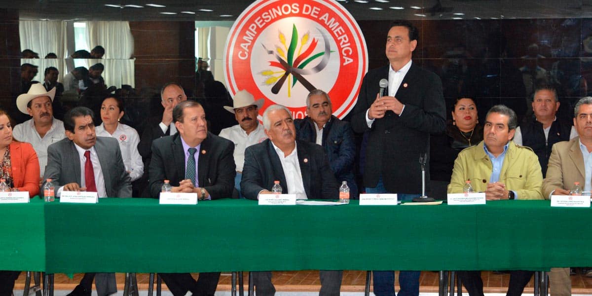 El Senador Ismael Hernández Deras asume presidencia de la CNC y exhorta a la unidad y mostrar que la CNC es la fuerza del PRI