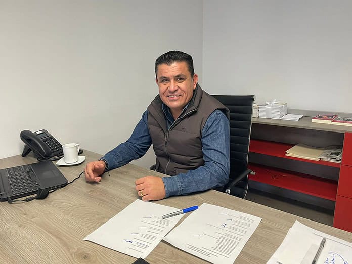 6412B990-683C-4A86-ABD3-25FE7EAB82B2